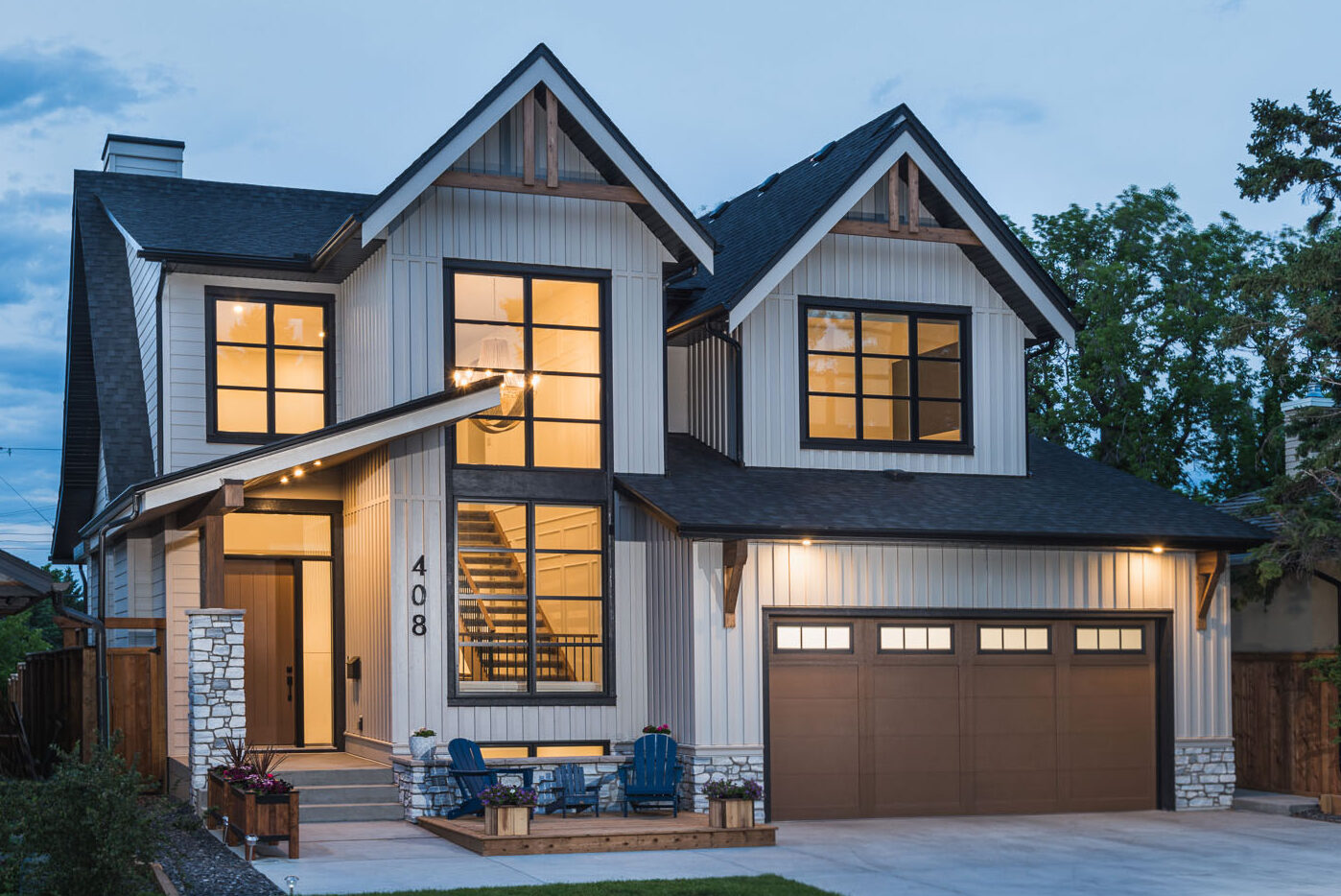 Inner city custom home nuilt by Calgary custom home builder Savill Homes